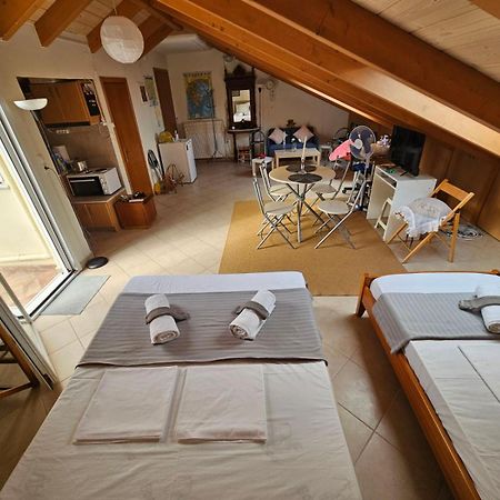 Ab Preveza Apartments -15 Meters Over The Sea Bagian luar foto