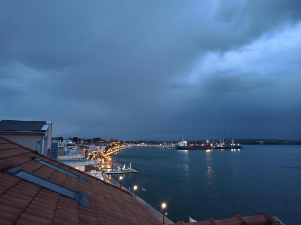 Ab Preveza Apartments -15 Meters Over The Sea Bagian luar foto