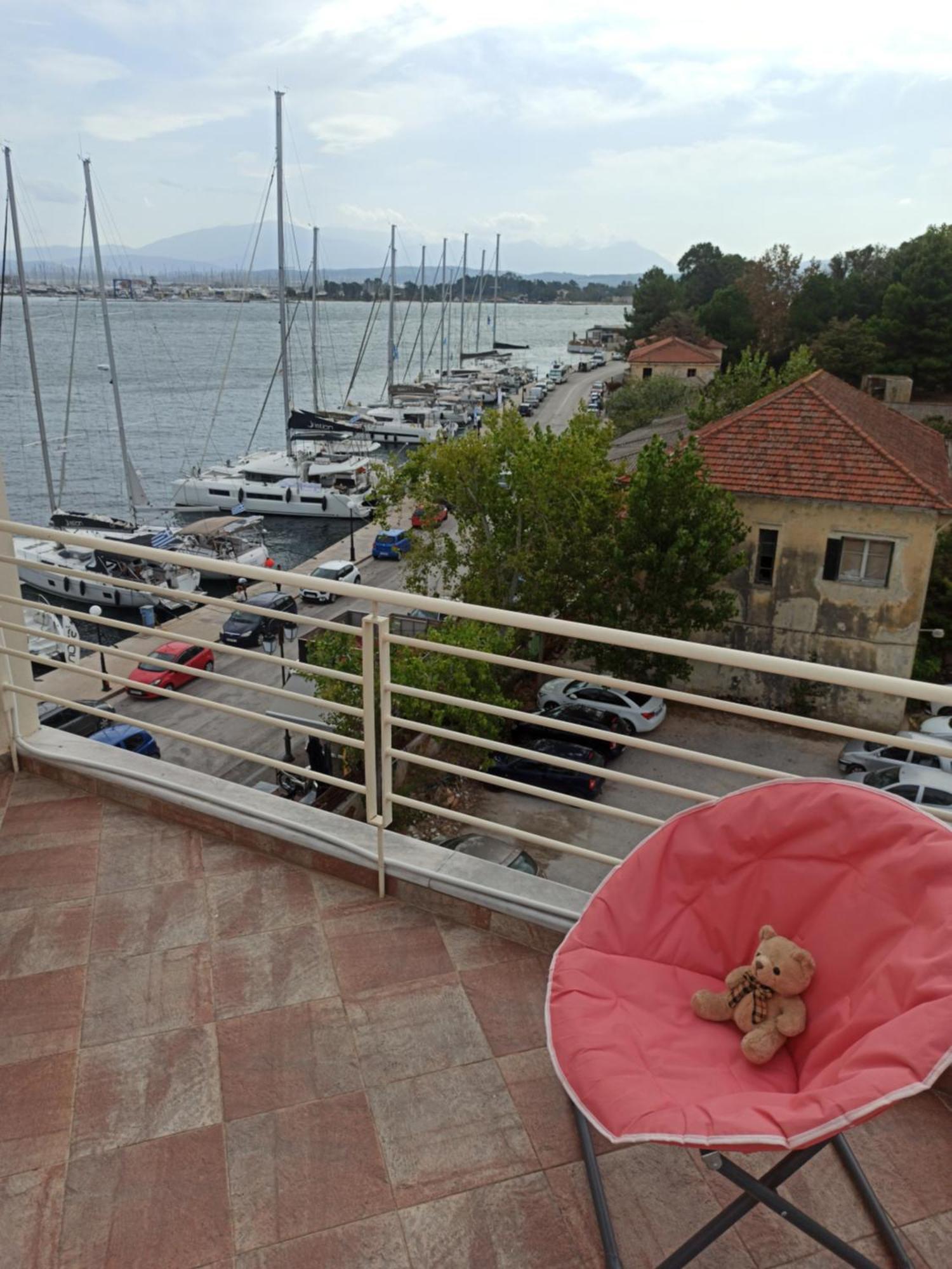 Ab Preveza Apartments -15 Meters Over The Sea Bagian luar foto